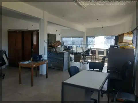 IMPORTANTE LOCAL en Alquiler. Marcos Paz Centro