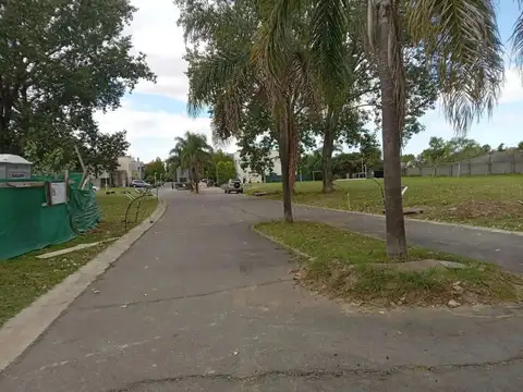 Terreno en Venta en Barrio Cerrado Claridad, USD 210.000