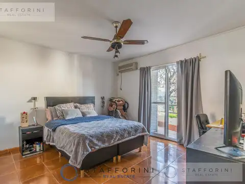 Depto Tipo Casa en Venta de 4 dormitorios