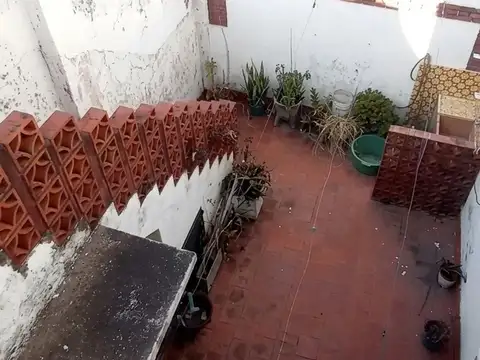 Depto Tipo Casa en Venta de 4 ambientes