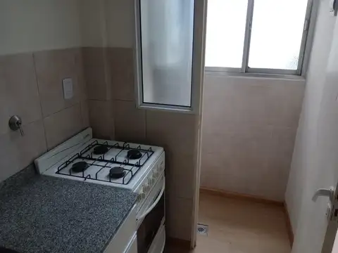 Departamento en Alquiler en Villa Real, $ 600.000