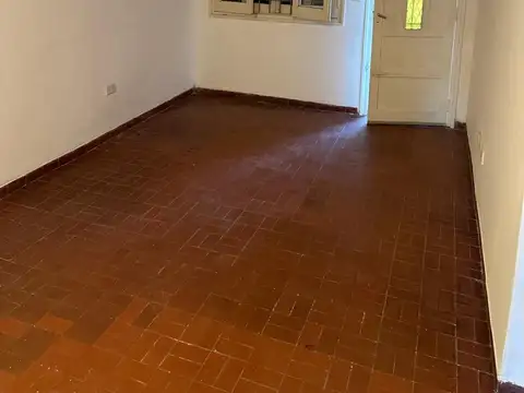 Casa en Alquiler en Villa San Martín, $ 800.000
