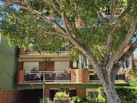 DEPARTAMENTO EN VENTA 2 AMBIENTES CON COCHERA EN MARTINEZ
