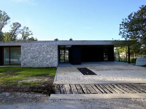 Casa en venta Barrio Cerrado