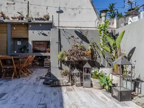 Depto Tipo Casa en Venta de 3 ambientes