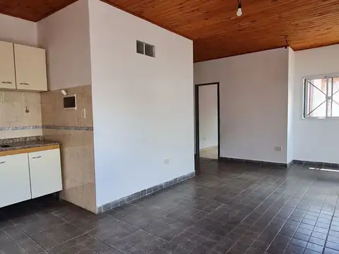 Alquiler Depto 2 AMBIENTES en Caseros, Tres de Febrero