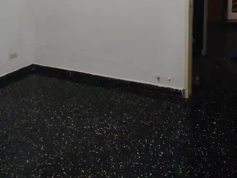 Depto Tipo Casa en Alquiler de 2 dormitorios
