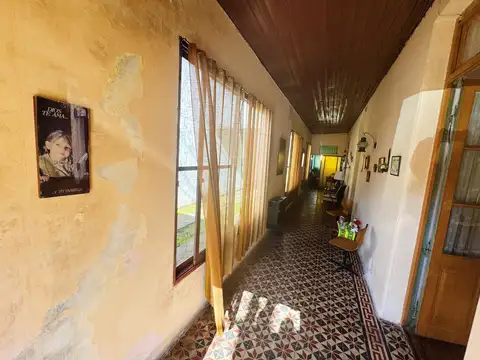Casa 4 ambientes con 1 baño