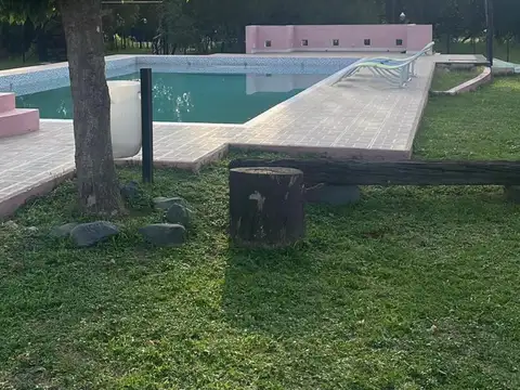 Casa Quinta en venta - 3 Dormitorios 2 Baños - Tucuman