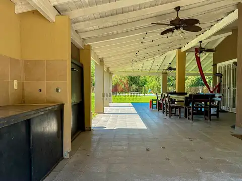 Casa en Venta con 1 cochera