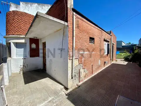 Casa en Venta en Los Hornos, USD 70.000