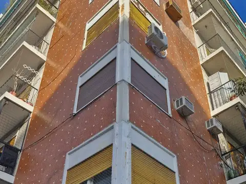 Espectacular 3 Ambientes con Cochera Propia y Vista Abierta – Belgrano/Coghlan