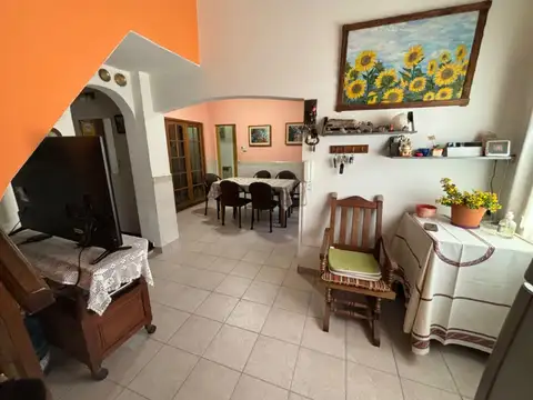 VENTA CASA 4 AMB HURLINGHAM COCHERA PERMUTA