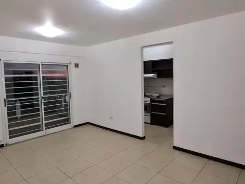 Carlos Tejedor  1400 5°