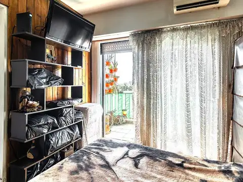 Avenida Juan Bautista Alberdi 4700, Piso 4