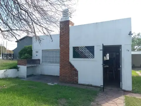94 e/ 1 y 93