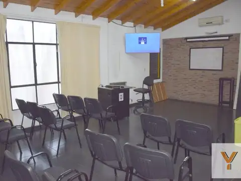 Oficina en Venta 67 años