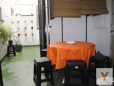 Oficina 5 ambientes con 3 baños