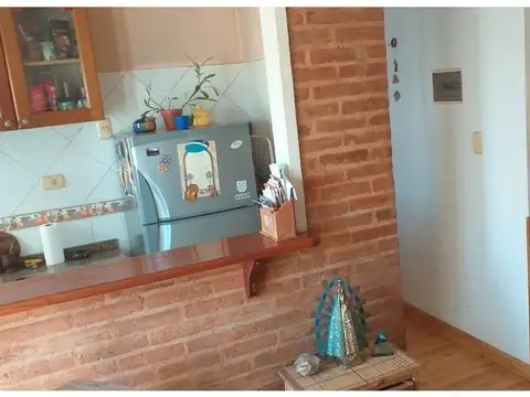 Azopardo 300, Piso 1