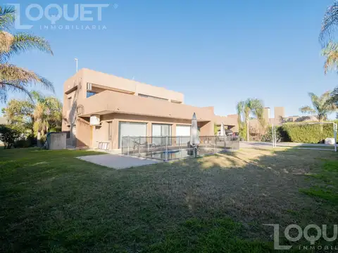 Casa de 3 dormitorios - Barrio Privado "Aires del Llano"