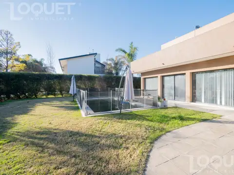 Casa 4 ambientes con 3 baños