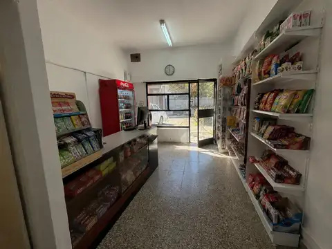 Local en Venta 40 años