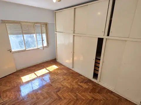 Depto Tipo Casa 2 ambientes con 1 baño