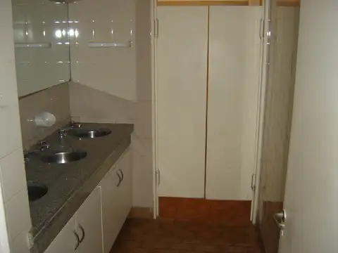 Suipacha 500, Piso 2