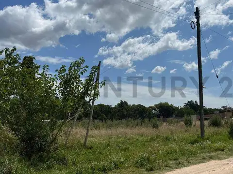 Lote de 694m² en Venta en Villa Elisa, La Plata