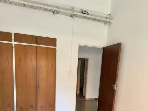 Depto Tipo Casa en Alquiler de 6 ambientes