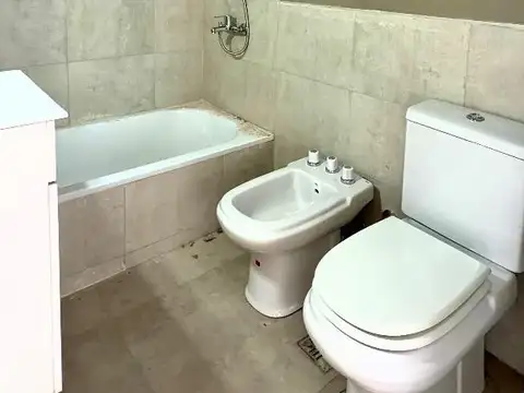 Departamento en Venta en Área Centro Oeste, USD 124.500