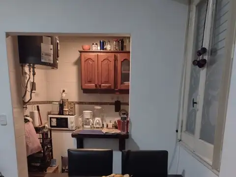 muy lindo depto al frente con balcon E. de Vedia 2100