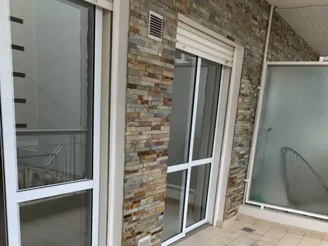 BALCON ATERRAZADO AL FRENTE, SE ALQUILA UNICAMENTE CON SEGURO DE CAUCION, COCHERA OPCIONAL ADICIONAL AL PRECIO DEL ALQUILER