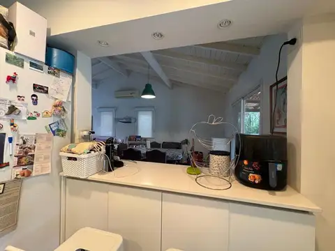 Casa en Alquiler con 3 cocheras