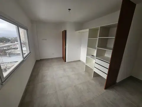 Departamento en Venta en Mataderos, USD 115.000