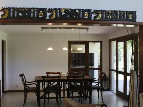 Casa en Venta con 1 cochera