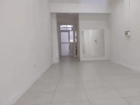 Local en Alquiler en San Cristóbal, $ 1.100.000