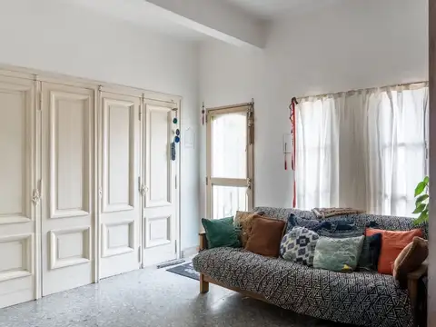 CASA EN VENTA TRES DORMITORIOS COCHERA Bª PARQUE