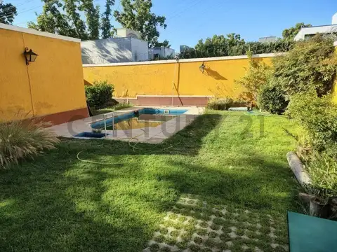 Se vende casa. Godoy Cruz