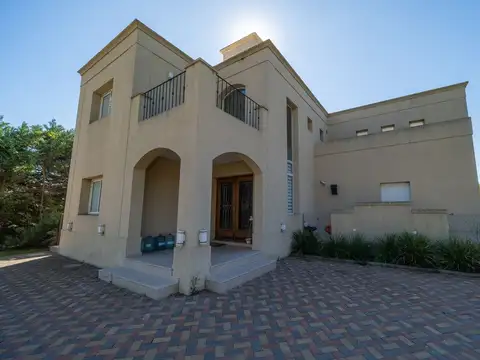 Casa en Venta en Roldan, USD 375.000