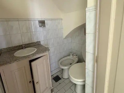 Local en Alquiler 50 años