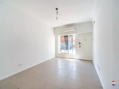 PH PB 2 AMBIENTES CON PATIO RECICLADO A NUEVO