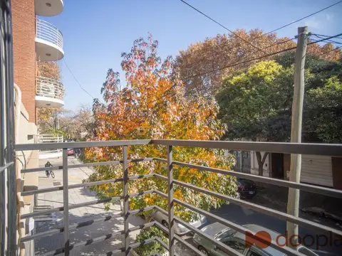 VENTA MONOAMBIENTE CON BALCÓN A FRENTE EN MONTE CASTRO