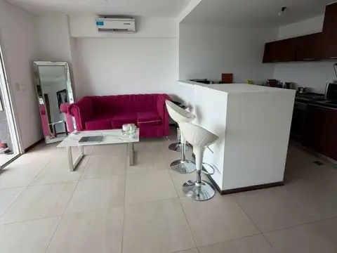 Departamento en Alquiler con 1 cocheras