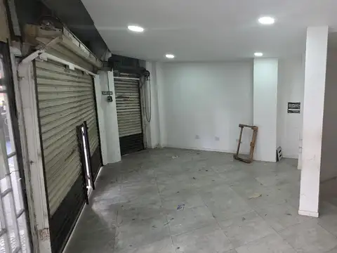 Local en Alquiler en Paraguay esq Parana