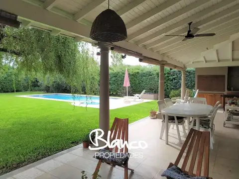 Casa en Venta en Septiembre, USD 430.000