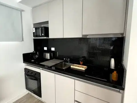 Monoambiente con Balcón