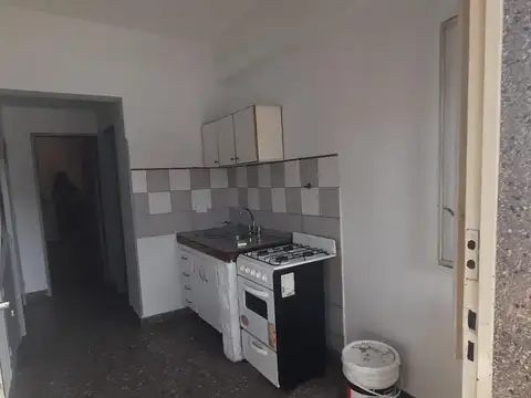 Depto Tipo Casa en Alquiler de Monoambiente
