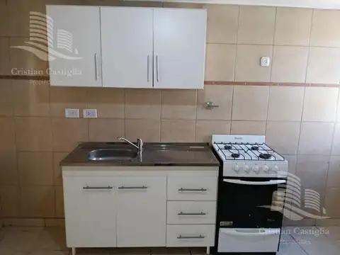 PH de 2 ambientes con Patio en Planta Baja en Venta en Villa Ballester