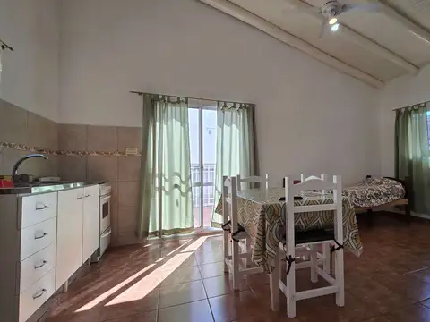 DEPARTAMENTOS Y GALPONES en Venta, 3 DEPARTAMENTOS + 2 GALPONES